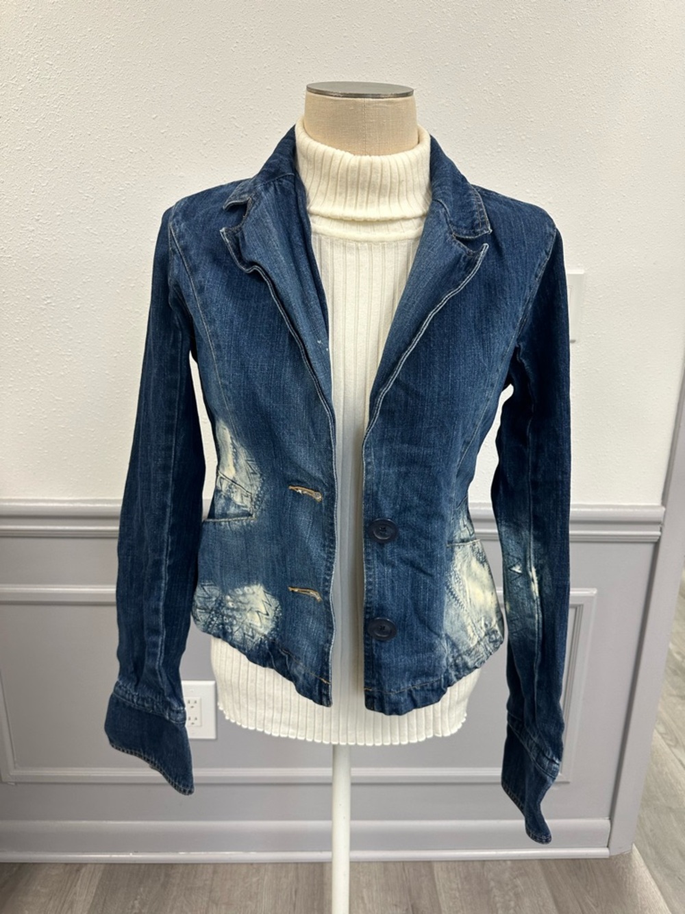 Old Navy Bleach Dyed Dark Blue Denim Blazer Jean Jacket (1022)